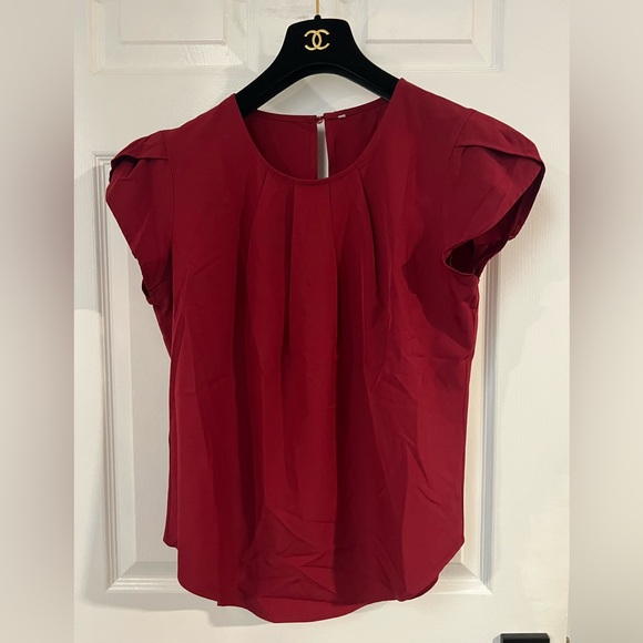 Tasamo Red Round Neck Basic Pleated Top Cap Petal Sleeves Curved loose Blouse M - Picture 4 of 10